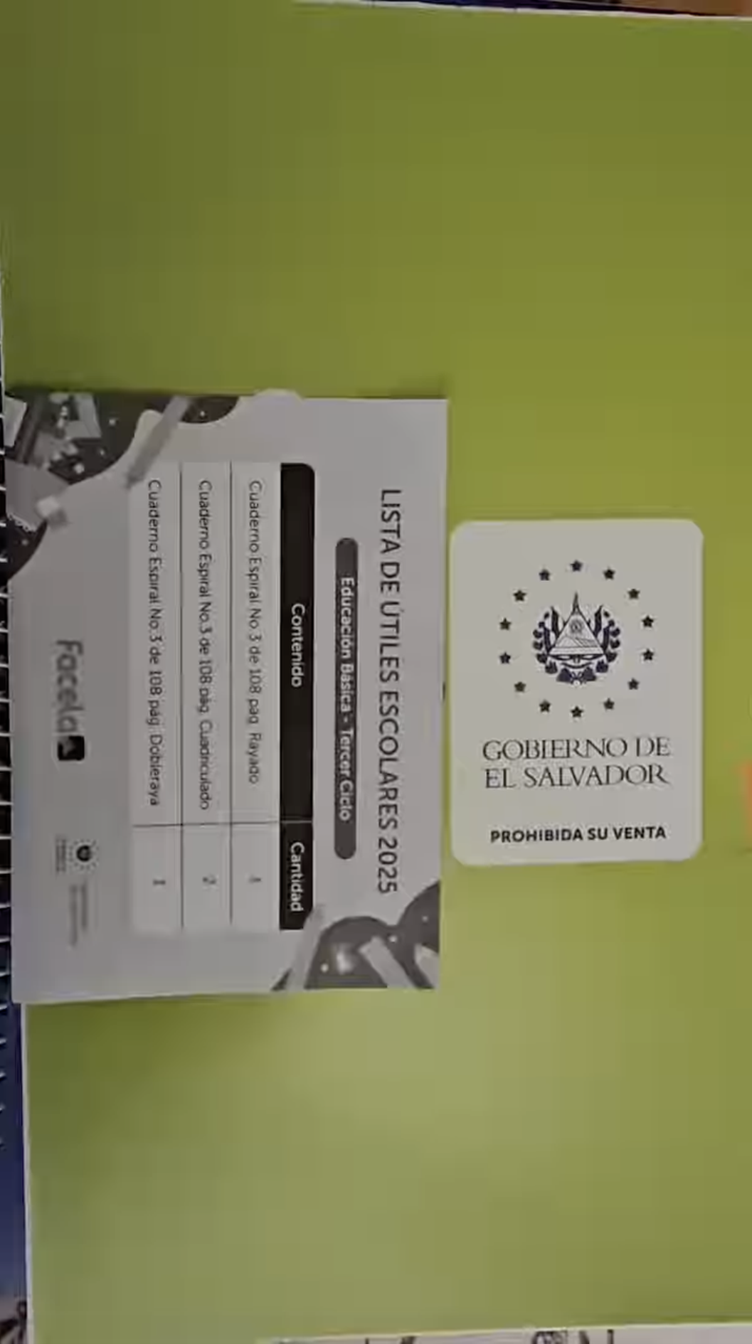 Schools receive kits with only notebooks, without pencils or other supplies — Escuelas reciben kits con solo cuadernos, sin lápices ni otros útiles